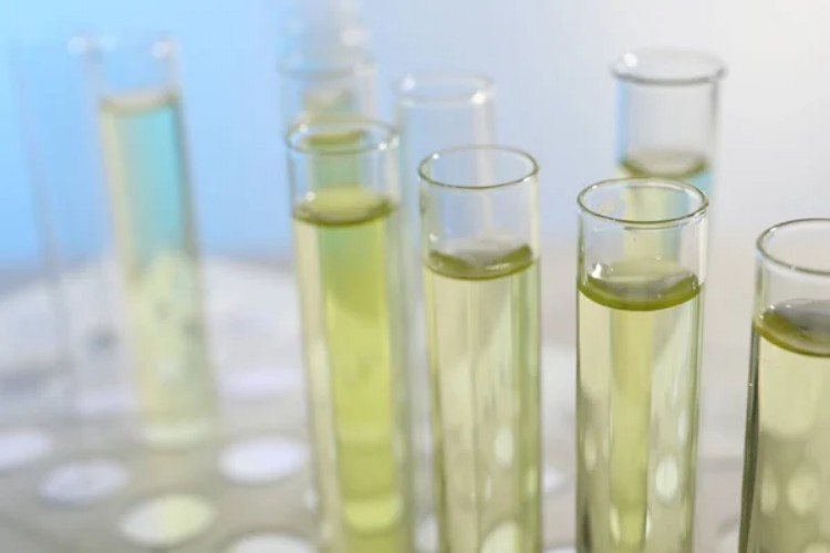 Qual o óleo utilizado no transformador?