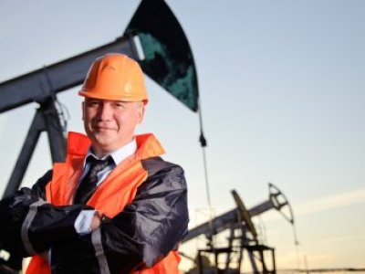 Oilfield Chemicals Market is expected to generate a revenue of USD 38.09 Billion by 2031, Globally, at 5.31% CAGR Verified Market Research