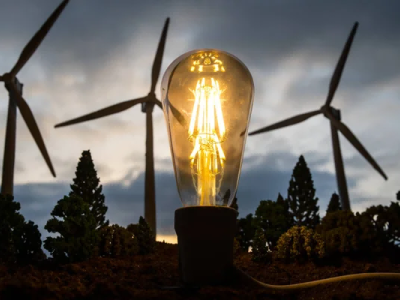 LOS BENEFICIOS DE LA TECNOLOGÍA EÓLICA Y SOLAR