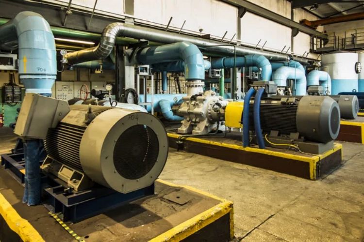 Aceite aislante mineral inhibido, fluido dieléctrico para transformadores, aceite virgen para transformadores Aceite aislante mineral inhibido, fluido dieléctrico para transformadores, aceite virgen para transformadores