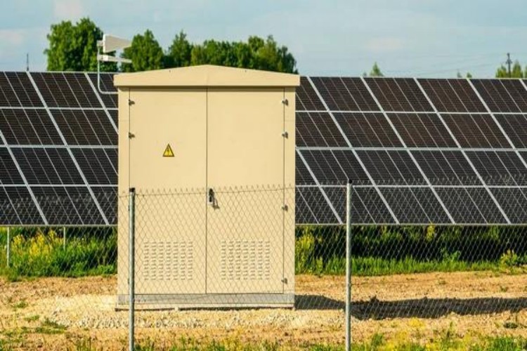 合成エステル変圧器油、酸化安定性変圧器油、GCC認証変圧器油 合成エステル変圧器油、酸化安定性変圧器油、GCC認証変圧器油